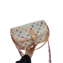 (White) L baguette bag versatile shoulder crossbody handbag