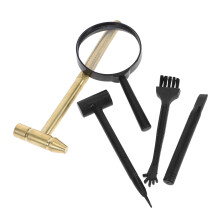 1 Set Kinderarcheologie : , , Borstel, Vergrootglas