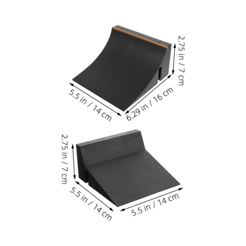 2Pcs Fun Finger Skateboard Ramp Fingerboards Prop 1