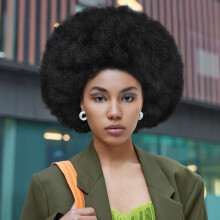Afro Peruca: Peruca Afro Encaracolada Curta Para Mulheres Negras