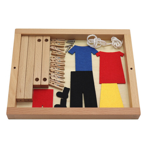 Conjunto De Com Roupas Penduradas Educativo