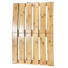 Premium, milieuvriendelijke bamboe badmat, antislip, waterdicht met ventilatiesleuven, stevige, luchtcirculerende vloermat voor moderne badkamers.
