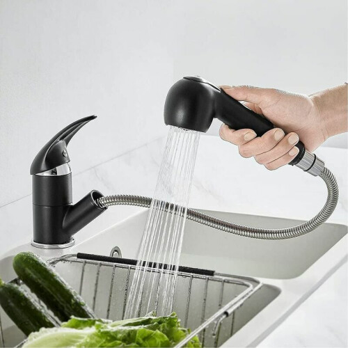 Black Kitchen Faucet with Matte Black Finish, Pull Out Sprayer for Precise Control over Temperature and Volume