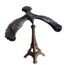Alloy Balance Bird Wieża Eiffla Orzeł Dekoracja 12,5x9,5x11 Cm