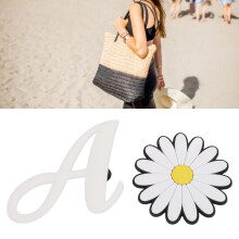 2 Stück Silikon-Strandtaschenanhänger Alphabet Buchstabe A + Gänseblümchen-Accessoires