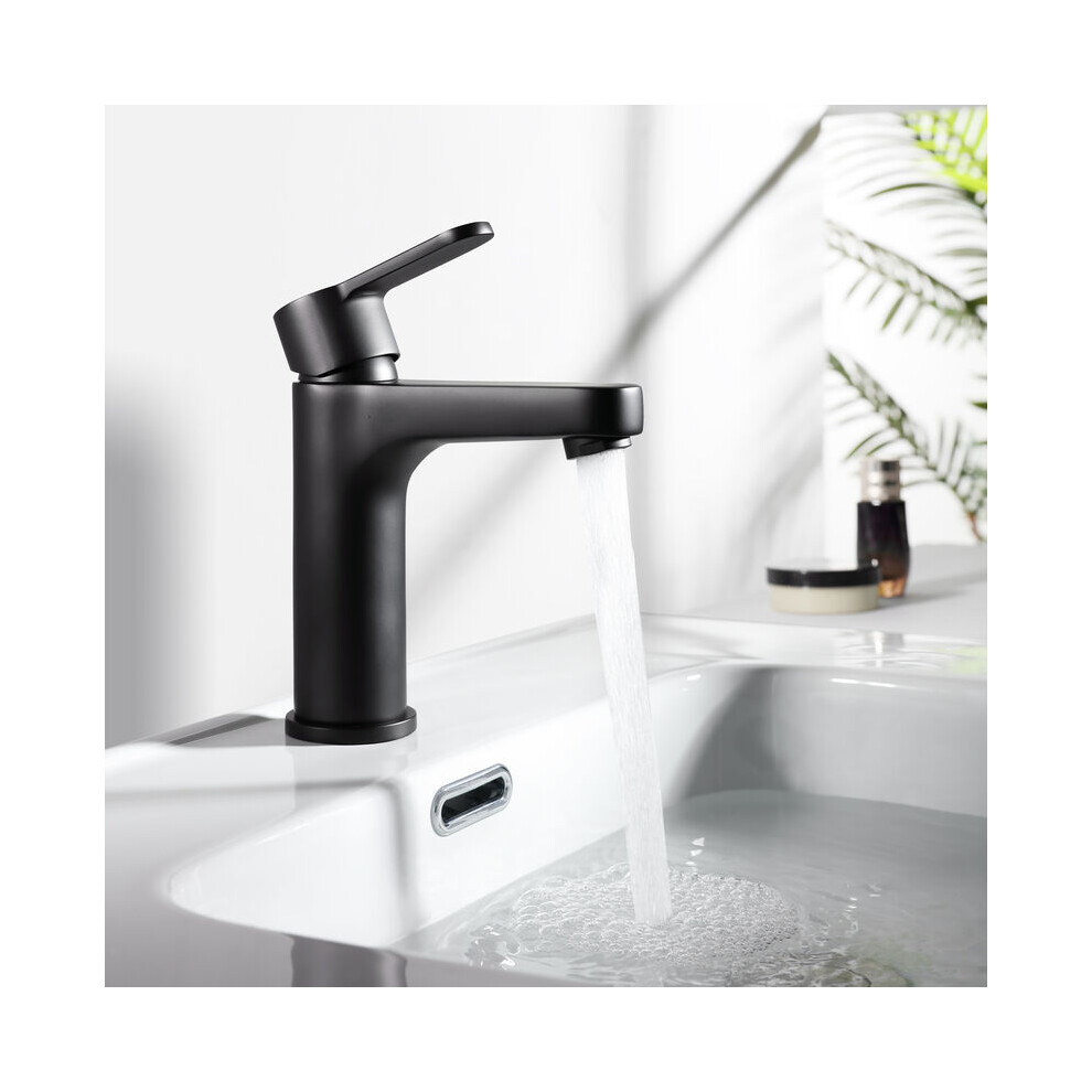 High-End Bathroom Faucet, Guaranteed Quality With Lifetime Limited Warranty, Chemical-Resistant Surface Maintains Appearance 9060116799114