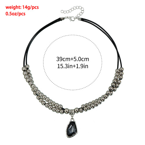 Einzigartige geometrisch facettierte Legierungshalskette im 2