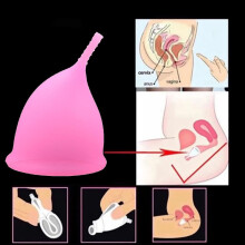 Menstruationstasse aus rosa Silikon, BPA-frei, 12 Stunden Tragedauer, flexibel und zusammenfaltbar