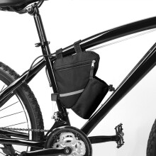 Fahrradreparaturtasche in Schwarz mit Flaschenhalter, Trinkflasche und Dreiecksträger