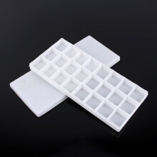 Witte plastic aquarelverf met 24 vakjes