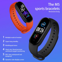 Wasserdichte Fitness-Smartwatch (0,96 Zoll) mit Blutdruck-, Herzfrequenz- und Sauerstoffmessung (SpO2),