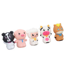 Vingerpoppetjesset met dierenmotief, gemaakt van zacht plastic, interactief speelgoed voor het slapengaan.