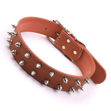 Spiked PU Läder Punk Hundhalsband 43-54cm för Mellanstora/Stora Hundar Brunt
