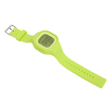 Reloj digital para niños, resistente al agua hasta 50 m, con LED de 7 colores y esfera verde de 45 mm.