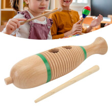 Fiskformat trä Guiro slagverksinstrument för barn, 20 x 6 cm