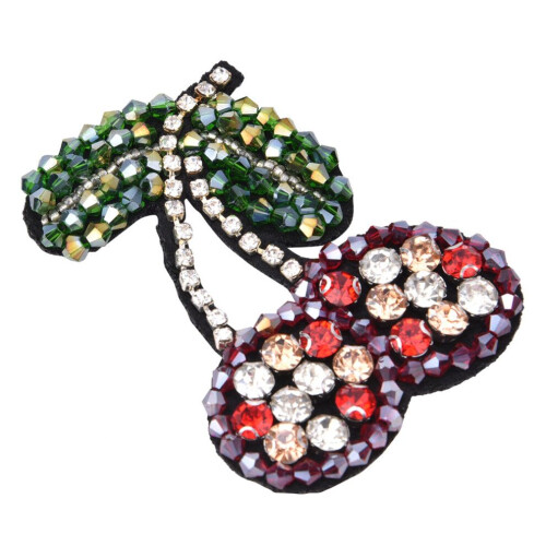 2 st broderade lappar kristallglas diamantsöm 2
