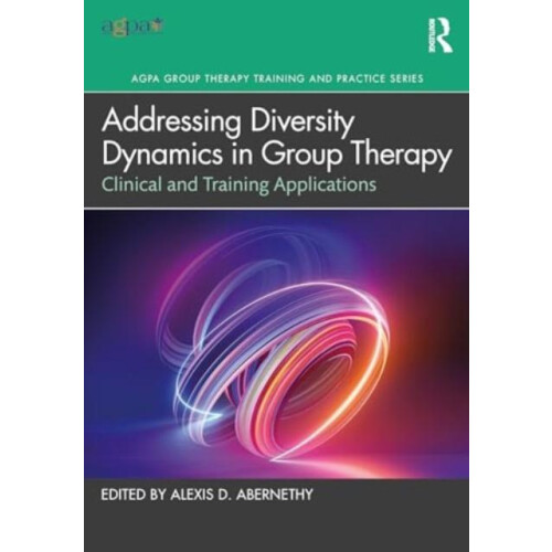 Addressing Diversity Dynamics in Group Therapy Paperback Book