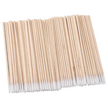 1000 Wattestäbchen mit weicher, spitzer Spitze für die präzise Reinigung von Nägeln und Wimpern.