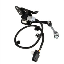 Sensor voor de rijhoogte van de ophanging rechtsachter voor de Lexus LX570 J200 V8