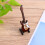 Mini Guitare Électrique 10 Cm Marron Avec Boîte Et Support Noir 9