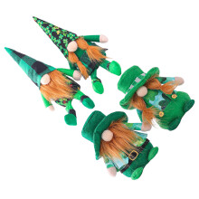 4 Unidades 1 De Muñecas Sentadas De Tela Verde