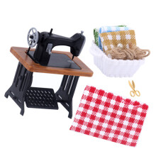1 Set Puppenstubennaehmaschine Miniaturmoebel Puppenhauszubehoer