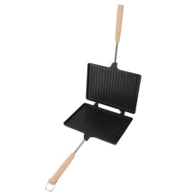 Bärbar smörgåsmaskin med avtagbart trähandtag och non-stick-platta