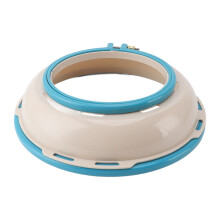 Borduurstandaard met ring, 16,5 cm x 25 cm, dubbelzijdig.