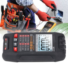 Kompakt digital multimeter för spännings-, ström- och kapacitansmätning