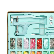 Set mit blauen runden Druckknöpfen aus Kunstharz, Näh- und Bastelset aus Metall