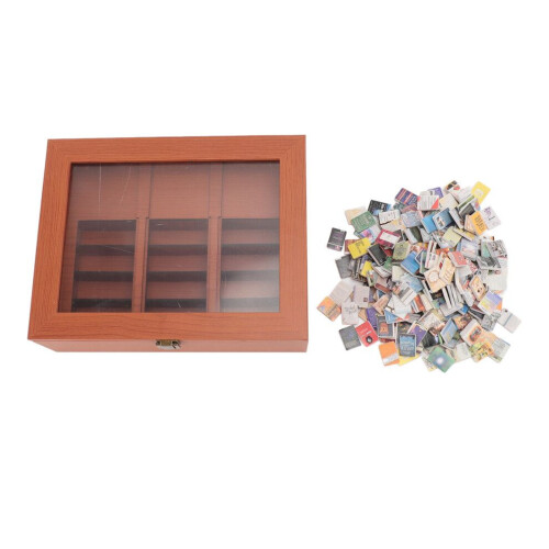 Mini libreria decorativa in legno con 200 mini libri 1