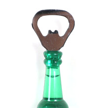 Decoratie voor de mancave: unieke, draagbare bierflesopener, stevig en duurzaam ontwerp met magnetische opbergmogelijkheid, perfect voor