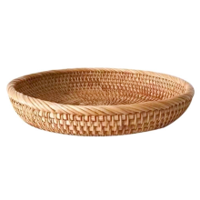 Elegant rund rattanfrugtkurv, naturlig rattan-flettet madbakke til alsidig brug og rustik elegance i spisestuer og køkkener