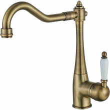 Gold Finished, Corrosion-resistant Kitchen Faucet With A 360-degree Swivel Design, Water Purification System For Healthier Hydration, Elevate Your Coo