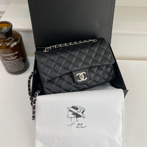 Xiaoxiangfeng caviar leather classic rhombus crossbody bag - complete package 1