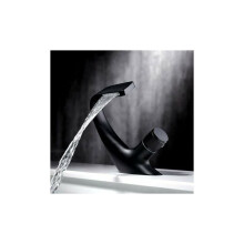 Elegante wastafelkraan met watervaldesign, messing behuizing, eengats badkamerkraan met unieke boogvorm, moderne wastafelkraan, warm en koud water.