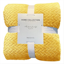 Wheat Velvet Small Blanket, Nest Mat, Warm Blanket, Coral Velvet Blanket, Thickened Blanket Yellow