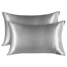 Satijnen kussensloop, de ultieme metgezel voor het slapengaan, zilverkleurig, glad en comfortabel voor haar en huid, met een envelopsluiting voor