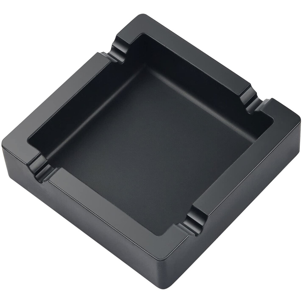 Elegance Meets Utility, A Waterproof Ashtray For Every Lifestyle