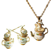 Funny Cartoon Chipmunk Teapot Pendant Necklace Drop-suit