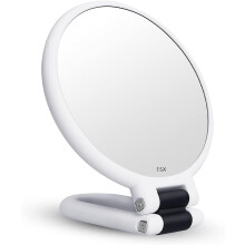 Nauwkeurige verzorgingsspiegel, 3-in-1 functionaliteit, stijlvolle en delicate reisgenoot (zilver)