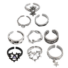 Bagues en argent avec crâne, cœur, serpent, fleur, papillon,