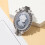 Verzierte Blumen-Cameo-Brosche mit Strassdetails,-1 4
