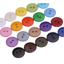 Boutons ronds en résine de haute qualité, pour projets de couture et de loisirs créatifs.