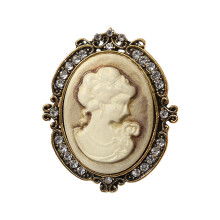 Accessoire de broche camée rétro orné de cristaux étincelants-3
