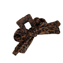 Fashionable Leopard Pattern Hair Claw With Decorative Bowknot