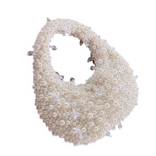 Perlenbesetzte Handtasche mit Henkel an der Oberseite, trendige