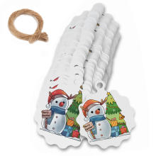 Charmante Weihnachts-Akzente, klassische Weihnachtsmotive, braune Geschenkanhänger aus Kraftpapier für personalisierte Weihnachtsgeschenke,
