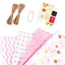 Papier cadeau romantique rose, symbole d'amour et de joie. Matériau écologique, papier de haute qualité, feuilles prédécoupées pour un
