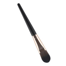 Pinceau de maquillage incliné pour le polissage des-l'or noir